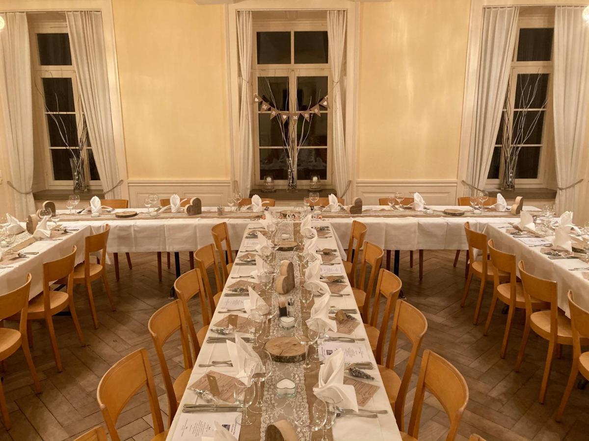 Hotel Restaurant Raben Linthal Екстер'єр фото