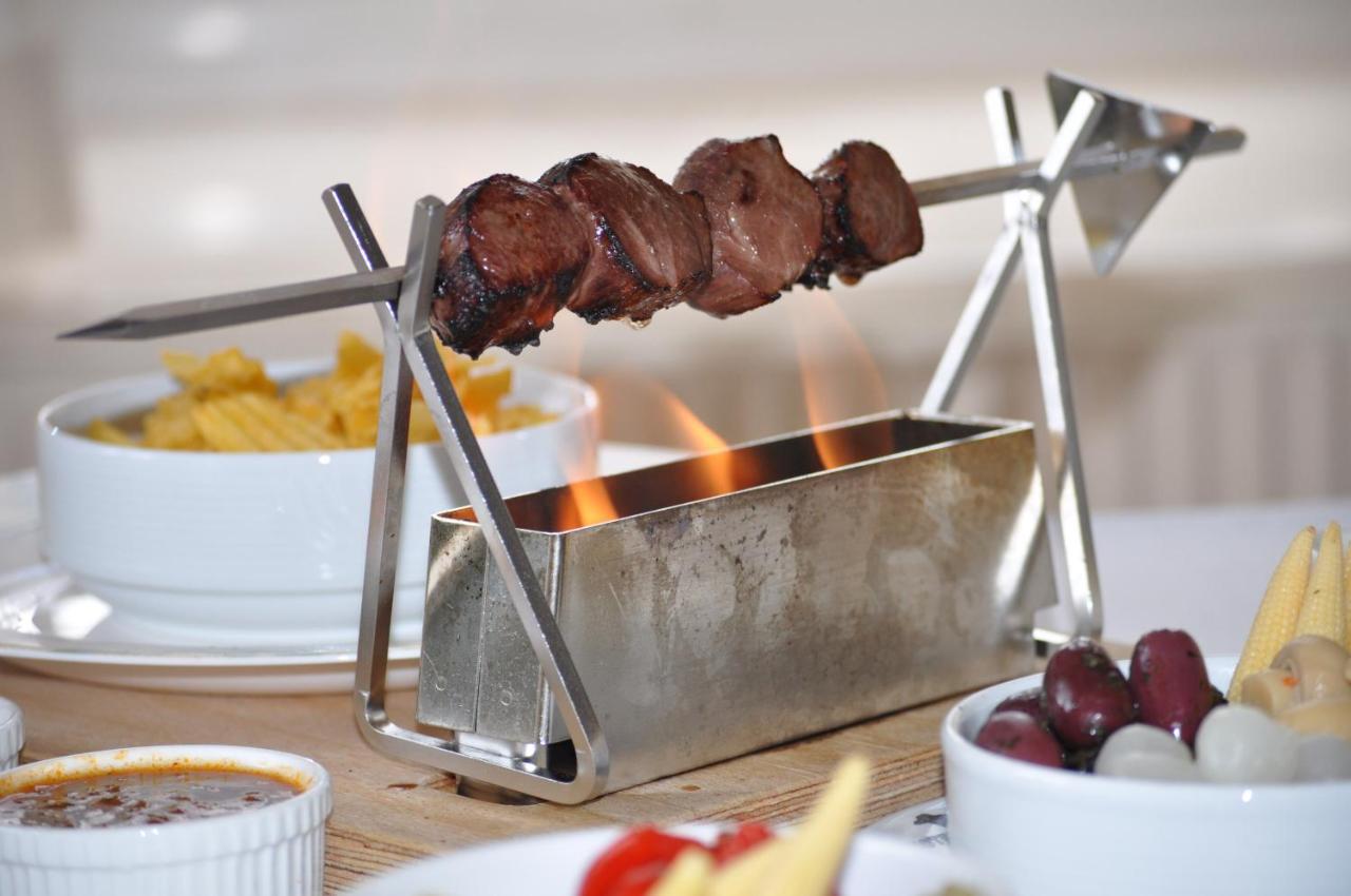 Hotel Restaurant Raben Linthal Екстер'єр фото