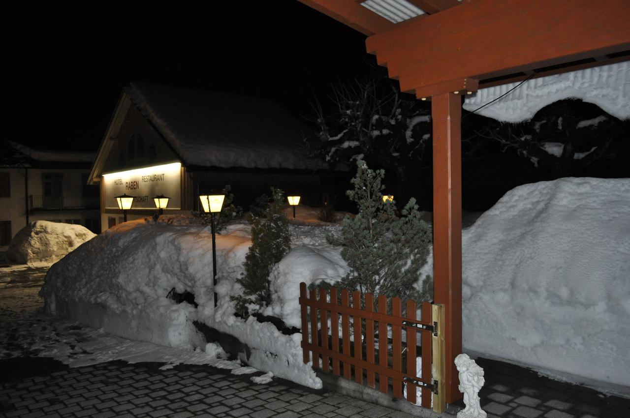 Hotel Restaurant Raben Linthal Екстер'єр фото